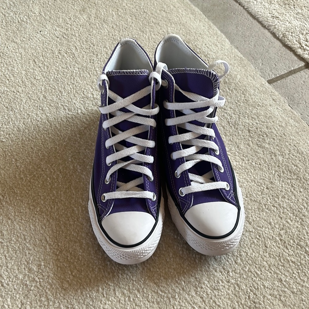 LIKE NEW- worn once